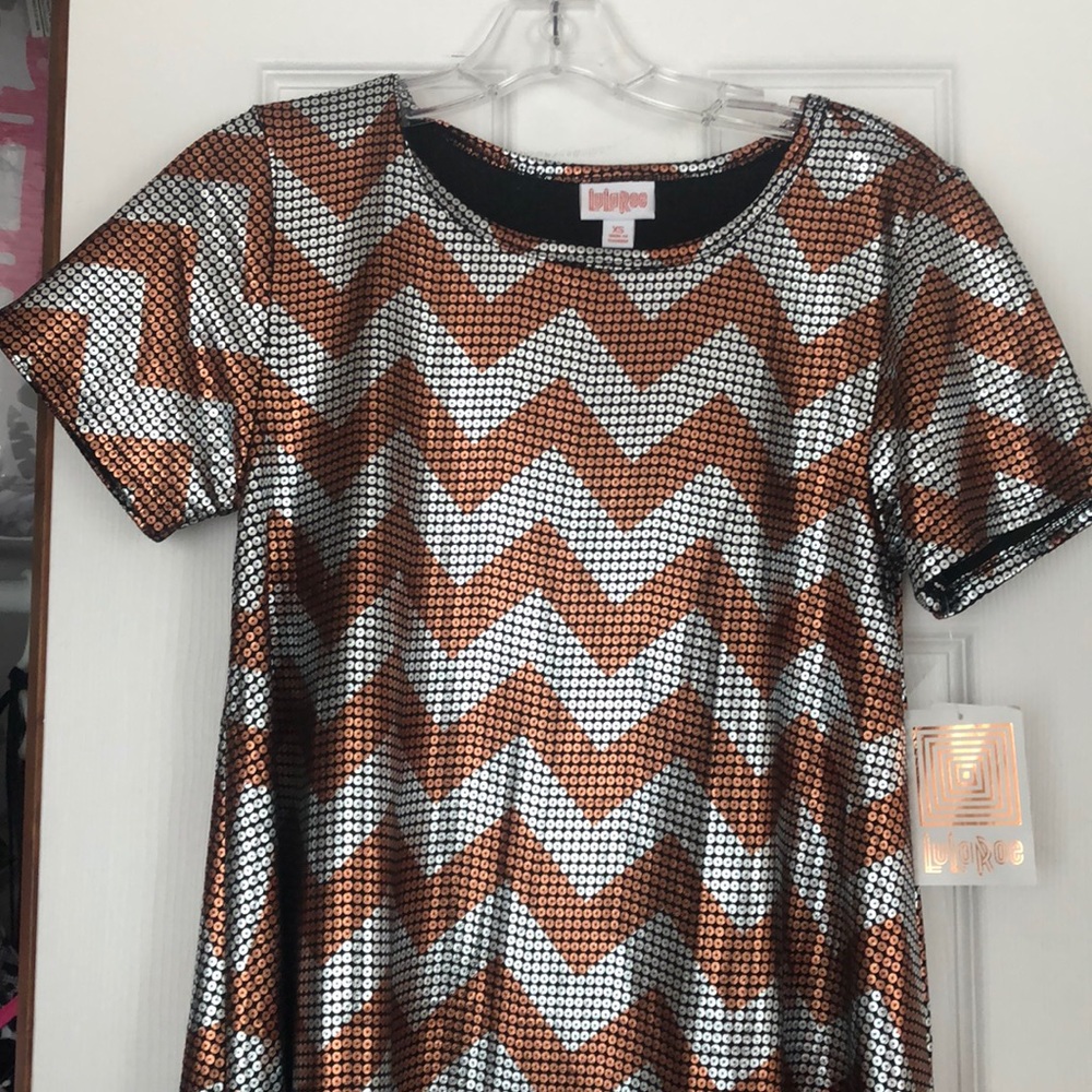 Xs lularoe Carly